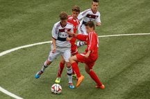 DIE B-JUGEND FEIERT 2:1 AUSWÄRTSSIEG DIN BRESCIA